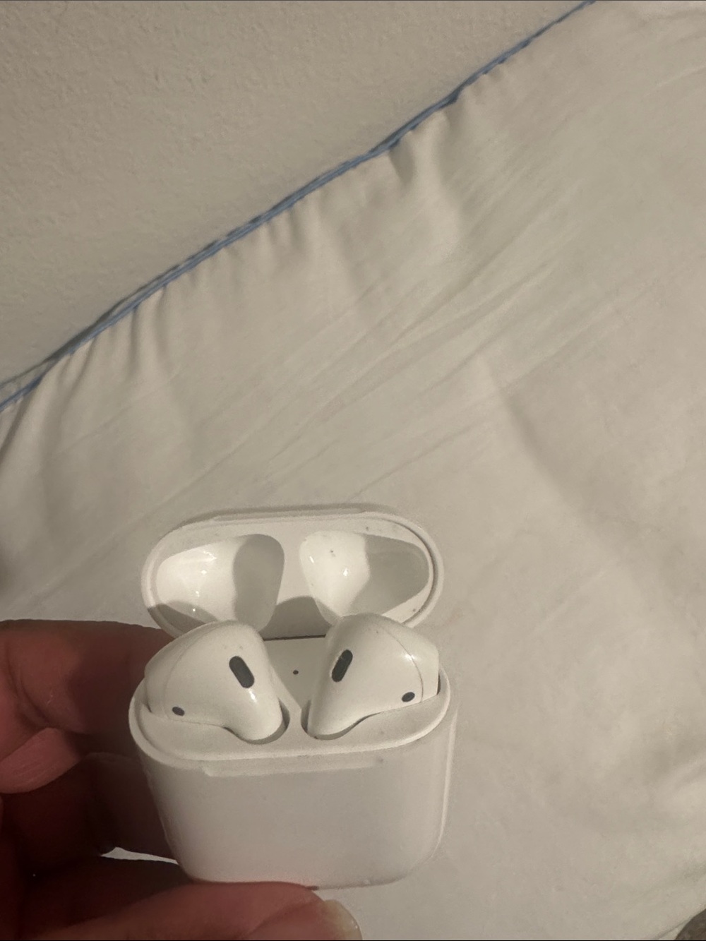 AirPods Generation 1